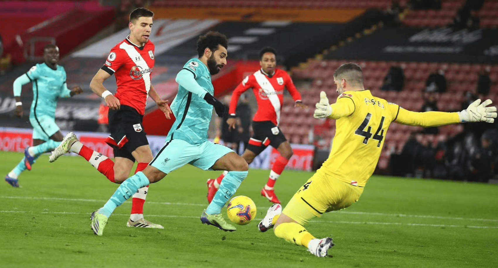 舞台并参与 舞台并参与