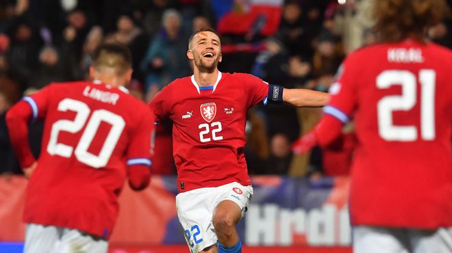 体育辉煌成 体育辉煌成