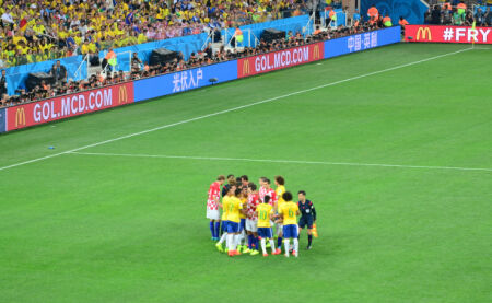 与门前冷静 与门前冷静